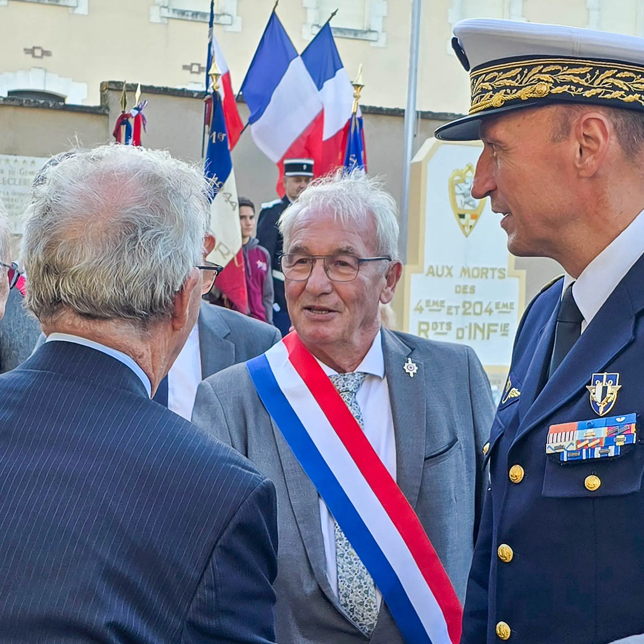 Daniel Grenon, député de l’Yonne, lors d’une cérémonie d’hommage aux morts en présence d’autorités civiles et militaires – octobre 2024